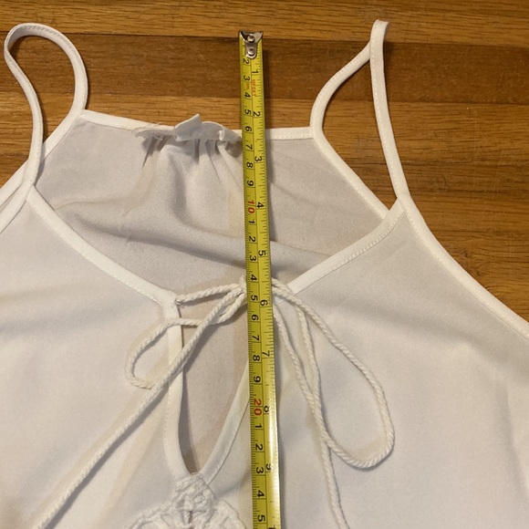 *last chance!!* L’atiste | Women’s white tank with open/floral print mid front - Picture 7 of 16